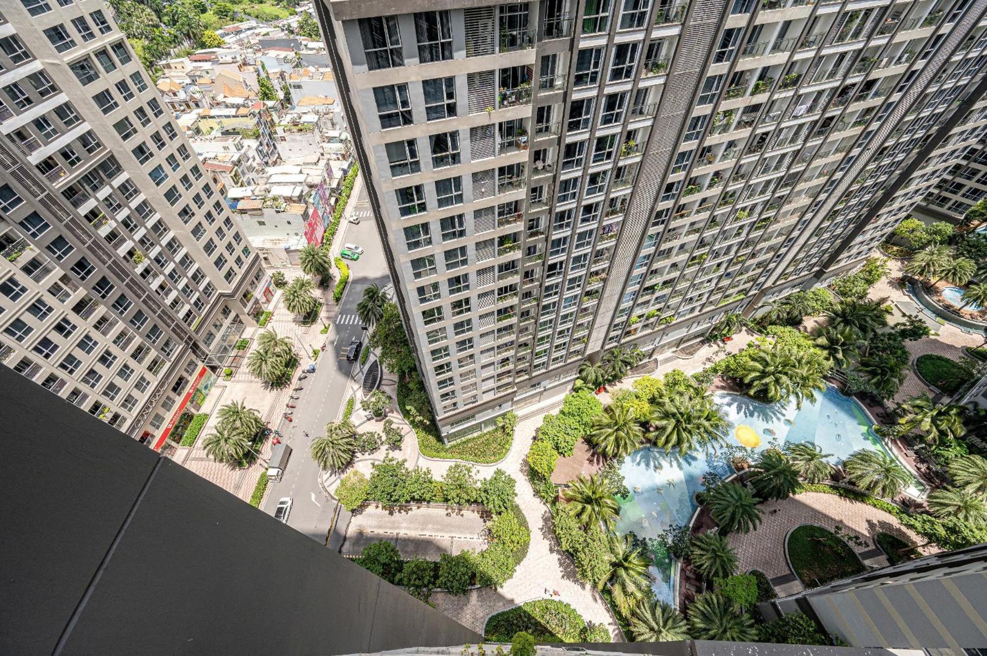 Vinhome Central Park Apartment ホーチミン市 エクステリア 写真